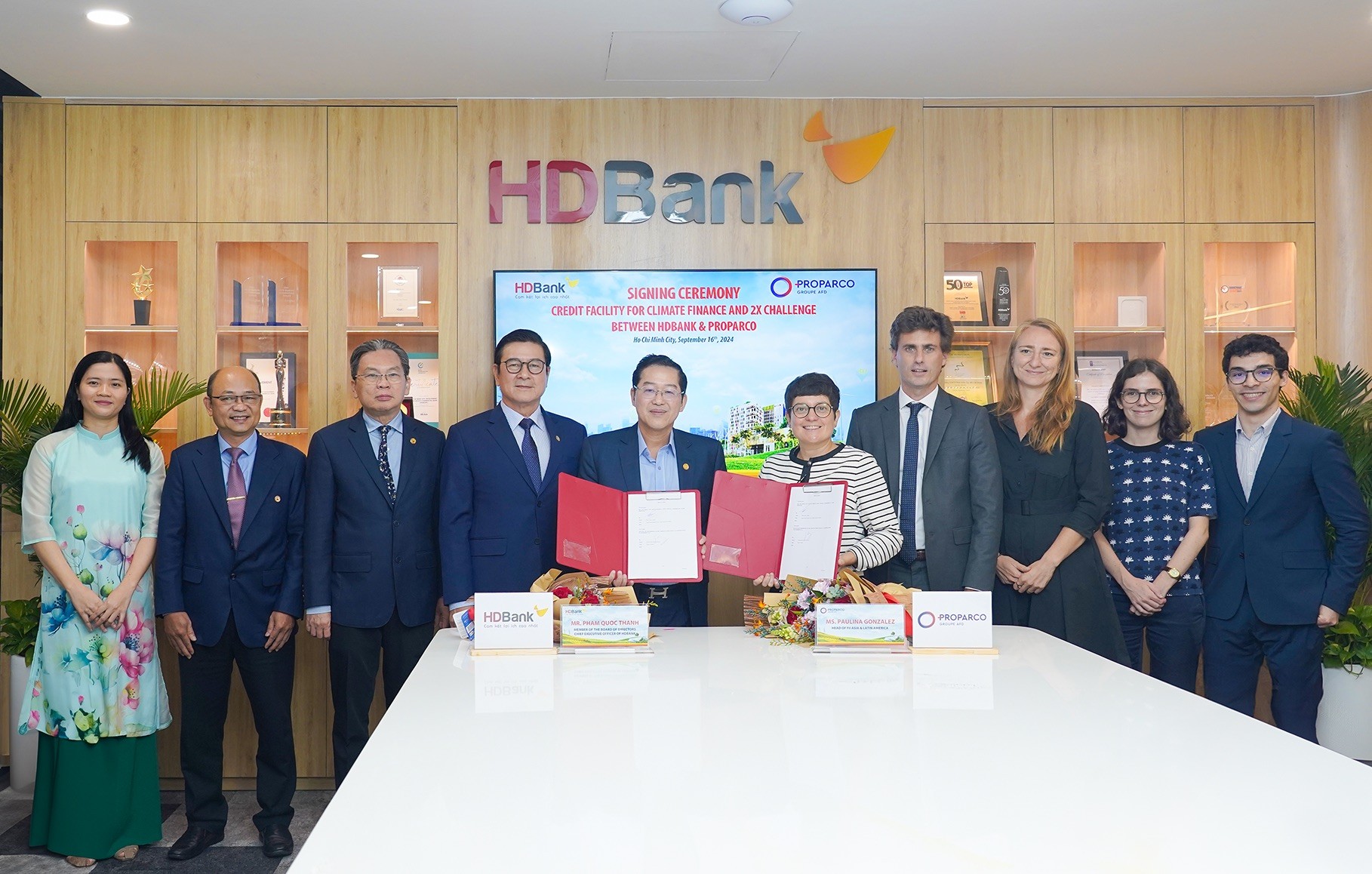 tang-han-muc-tin-dung-len-100-trieu-usd-hdbank-va-proparco-thuc-day-du-an-tai-chinh-khi-hau-ho-tro-doanh-nghiep-do-phu-nu-lam-chu-1729245831.jpeg