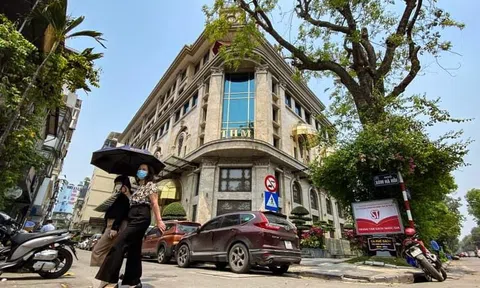 Sau loạt dự án khủng, ngân hàng rao bán cả trụ sở Tập đoàn Tân Hoàng Minh thuê để thu hồi nợ